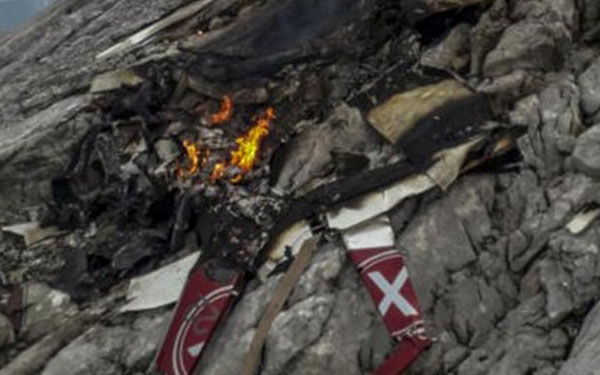 Máy bay đâm vách núi và bốc cháy ở Áo, 3 người chết