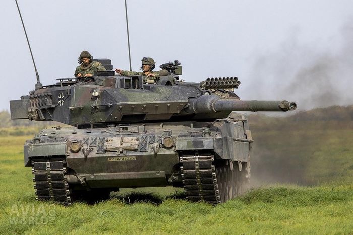 Chuyên gia Nga chỉ ra 'tử huyệt' trên xe tăng Leopard của Đức