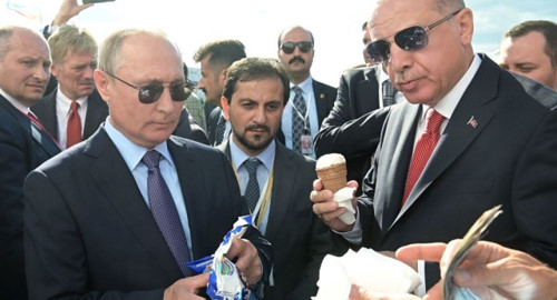 Tổng thống Putin mời Tổng thống Thổ Nhĩ Kỳ thưởng thức kem Nga