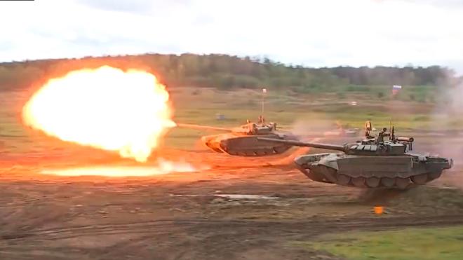 Mãn nhãn trước màn vừa 'bay' vừa nã hỏa lực của 3 xe tăng 40 tấn ở Nga
