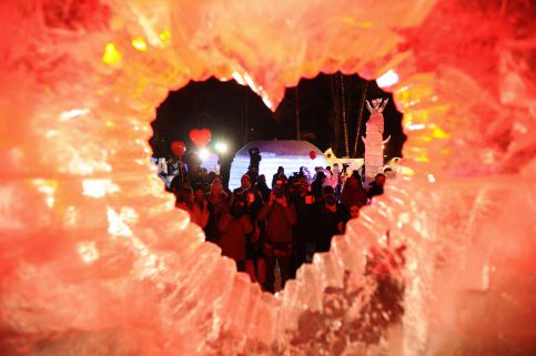 Người Nga bớt quan tâm đến Lễ Tình Nhân