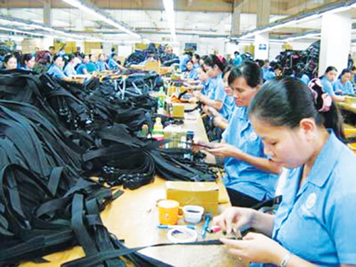 Việt Nam nằm trong ba nước đe dọa thị trường lao động giá rẻ Trung Quốc