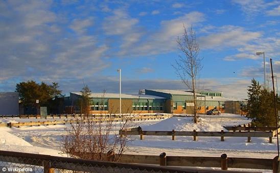 5 người chết trong vụ xả súng ở trường học Canada
